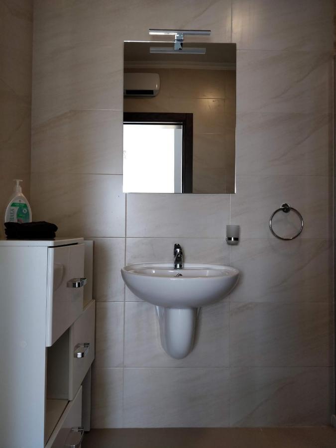 Sea View Penthouse With Large Terrace Irom1-1 Διαμέρισμα Marsaskala Εξωτερικό φωτογραφία